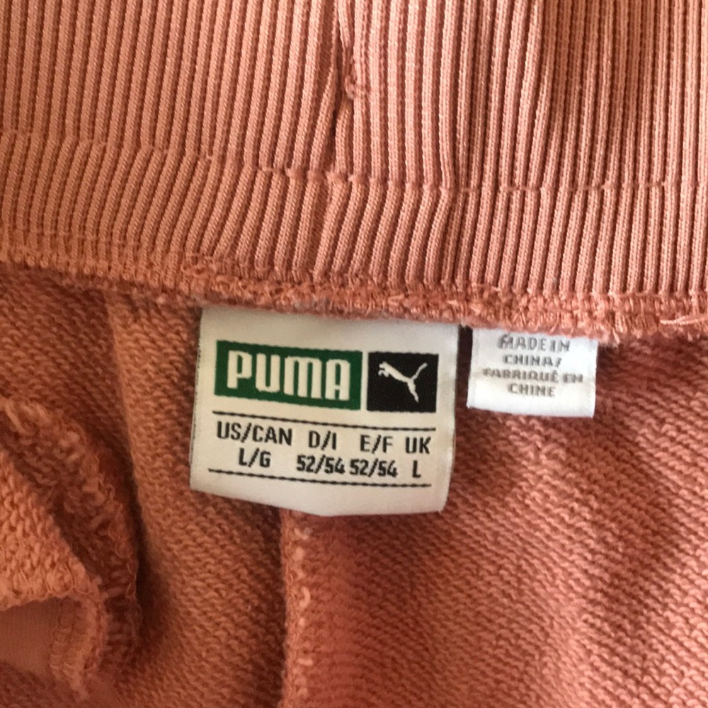 Peach 🍑 Puma Track Pants - Picture 7 of 8